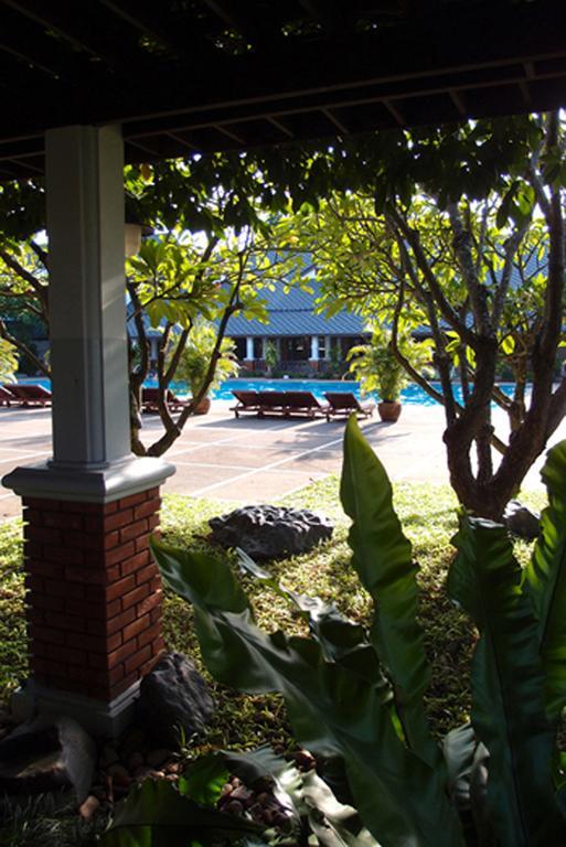 Korat Resort Hotel Nakhonratcsaszima Kültér fotó